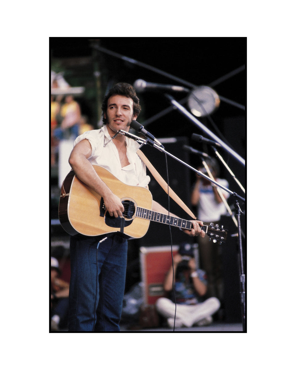 Springsteen 1981 Bruce Springsteen, Hollywood Bowl, 1981 – Henry Diltz Photography