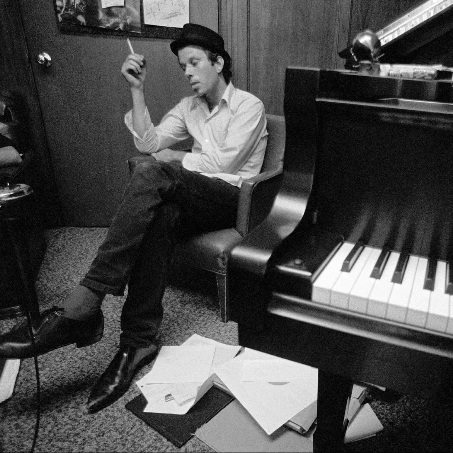 Tom Waits, Hollywood, CA, 1980 – Henry Diltz Photography